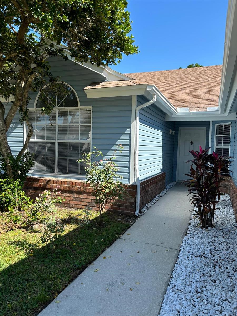 HUNTERS CREEK TR 140 PH 01 - Residential Lease