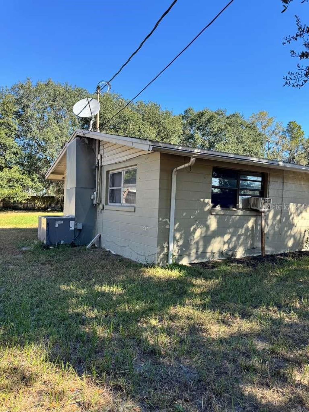 Photo of 175 Sunset Road, Mulberry, FL 33860 (MLS # TB8444003)