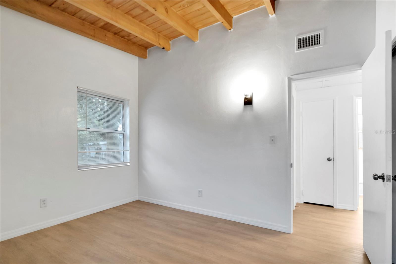 WEST LAKE PARK SUB - Residential