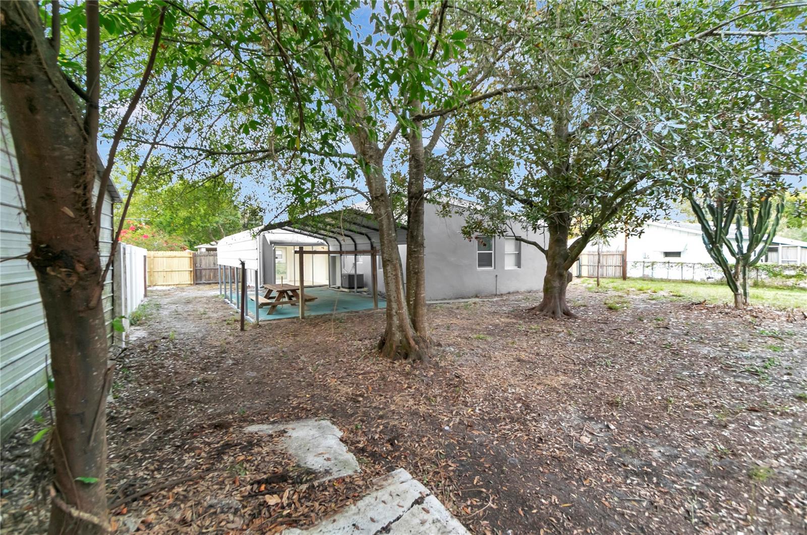 WEST LAKE PARK SUB - Residential