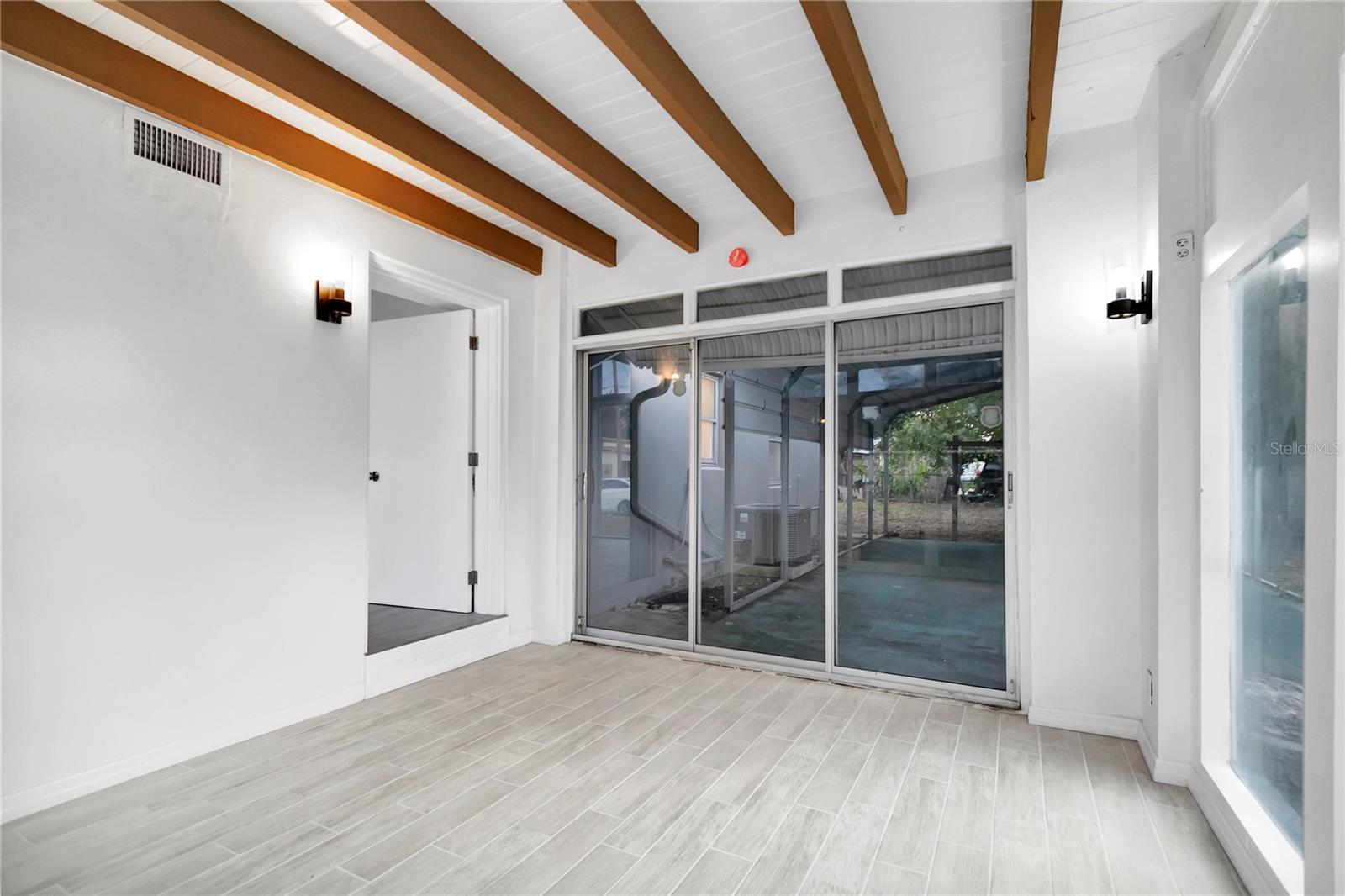 WEST LAKE PARK SUB - Residential