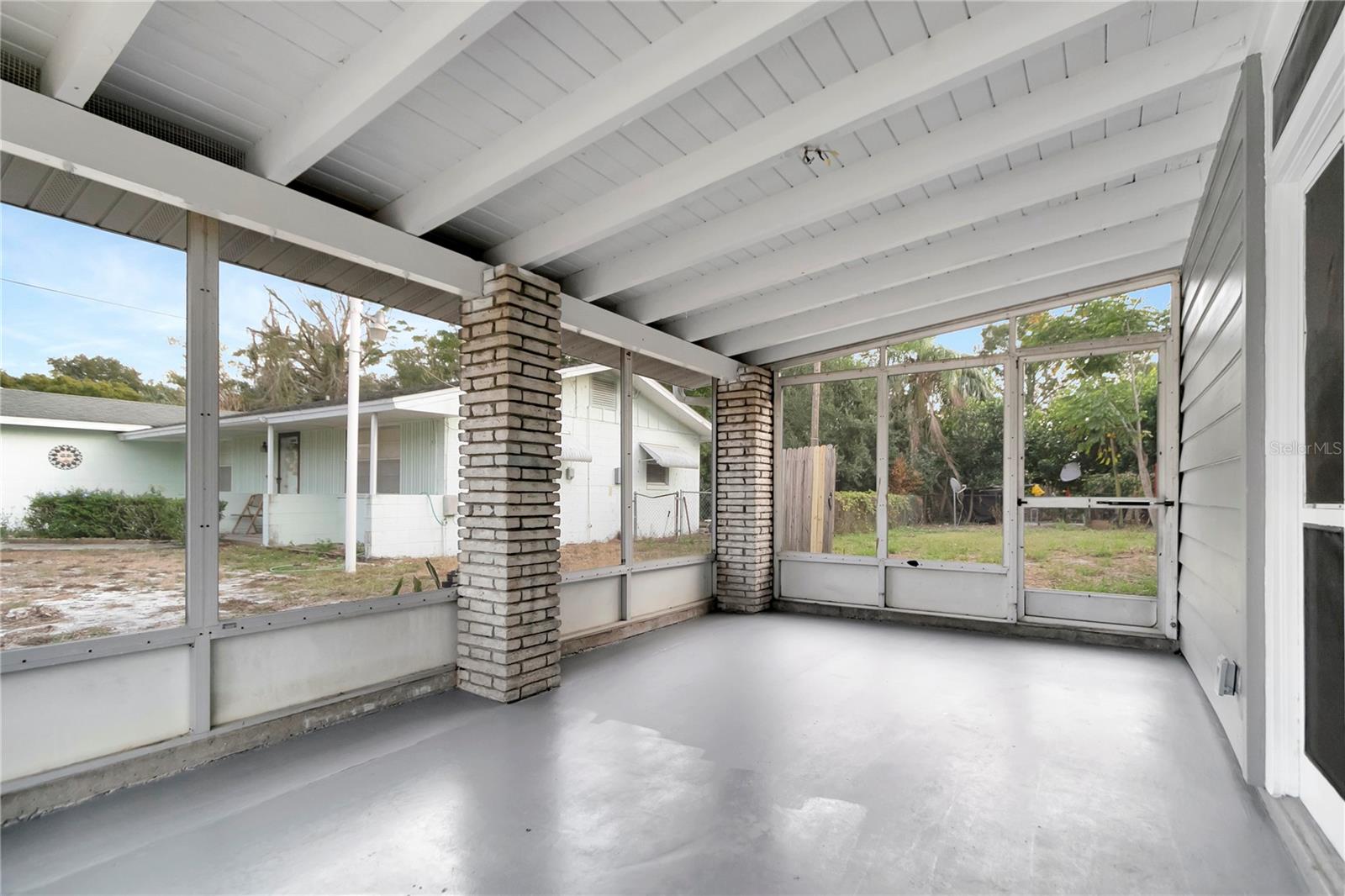 WEST LAKE PARK SUB - Residential