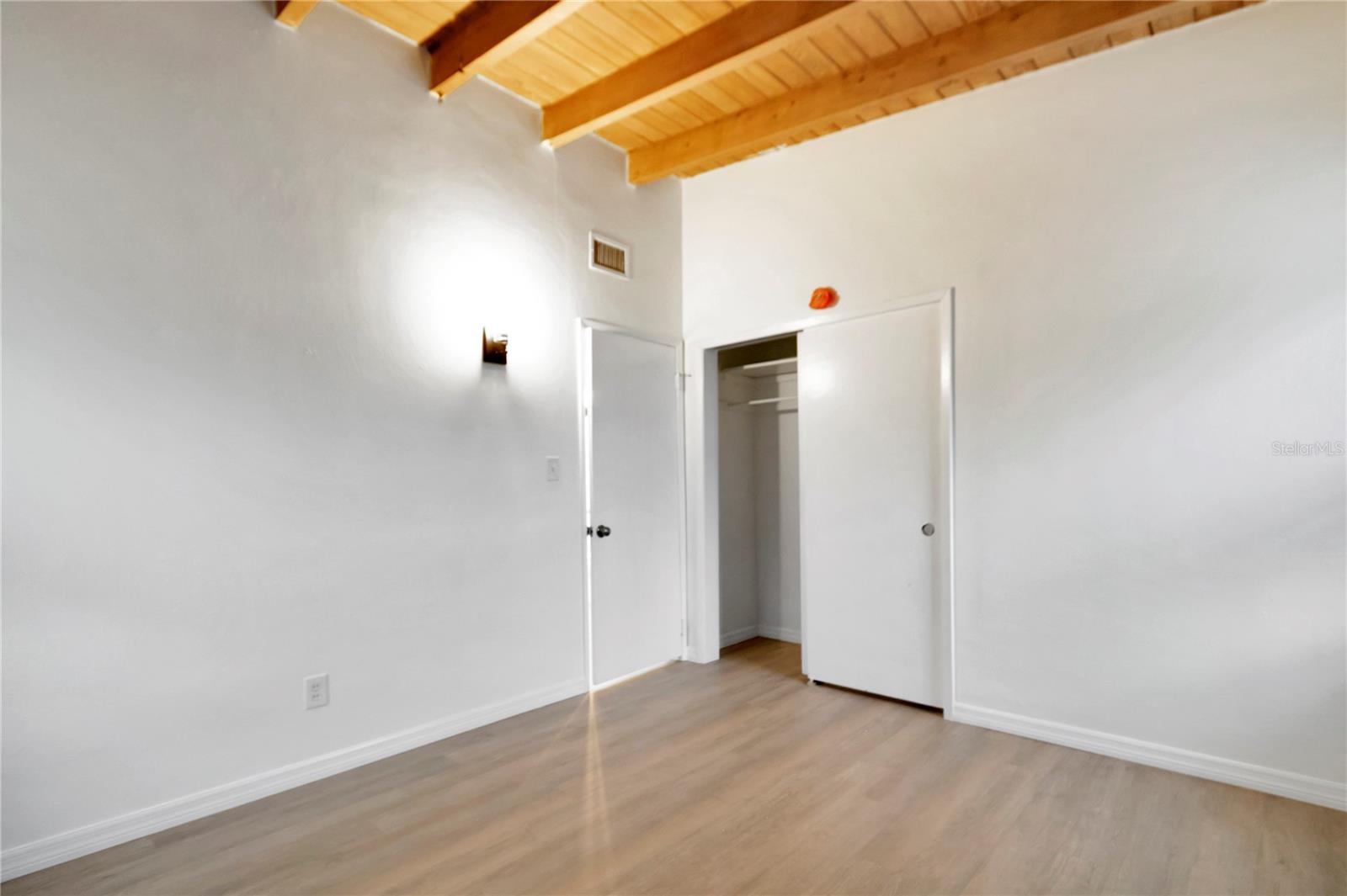 WEST LAKE PARK SUB - Residential