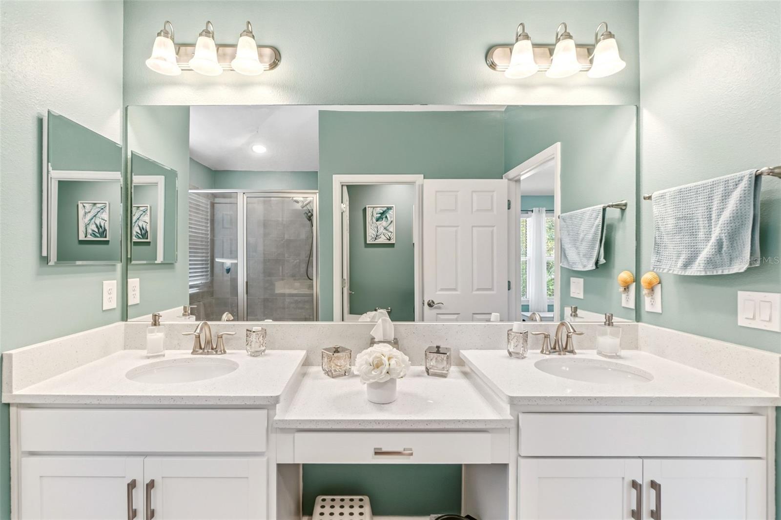 SIENNA PARK TWNHMS/UNIVERSITY - Residential