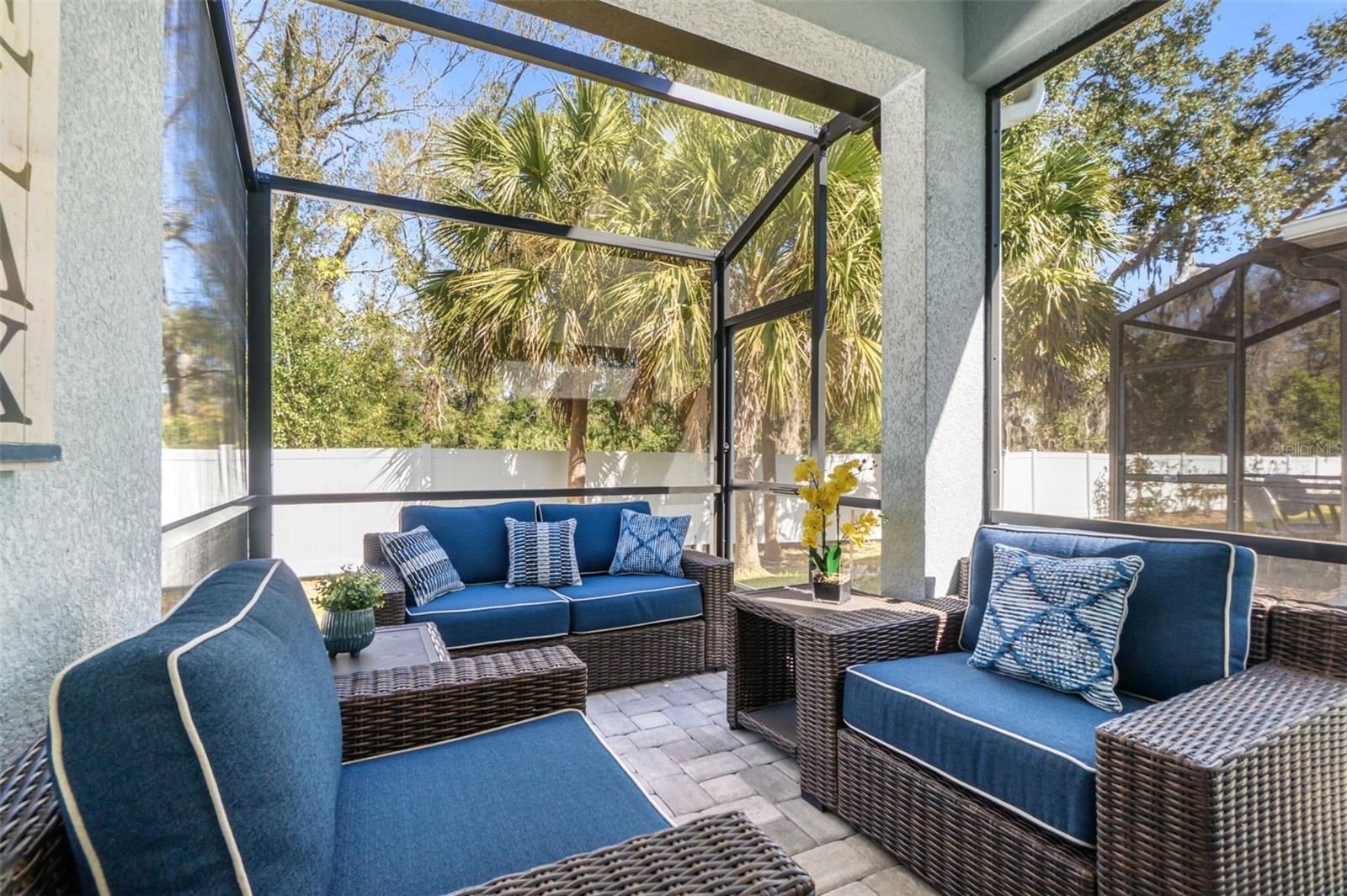 SIENNA PARK TWNHMS/UNIVERSITY - Residential