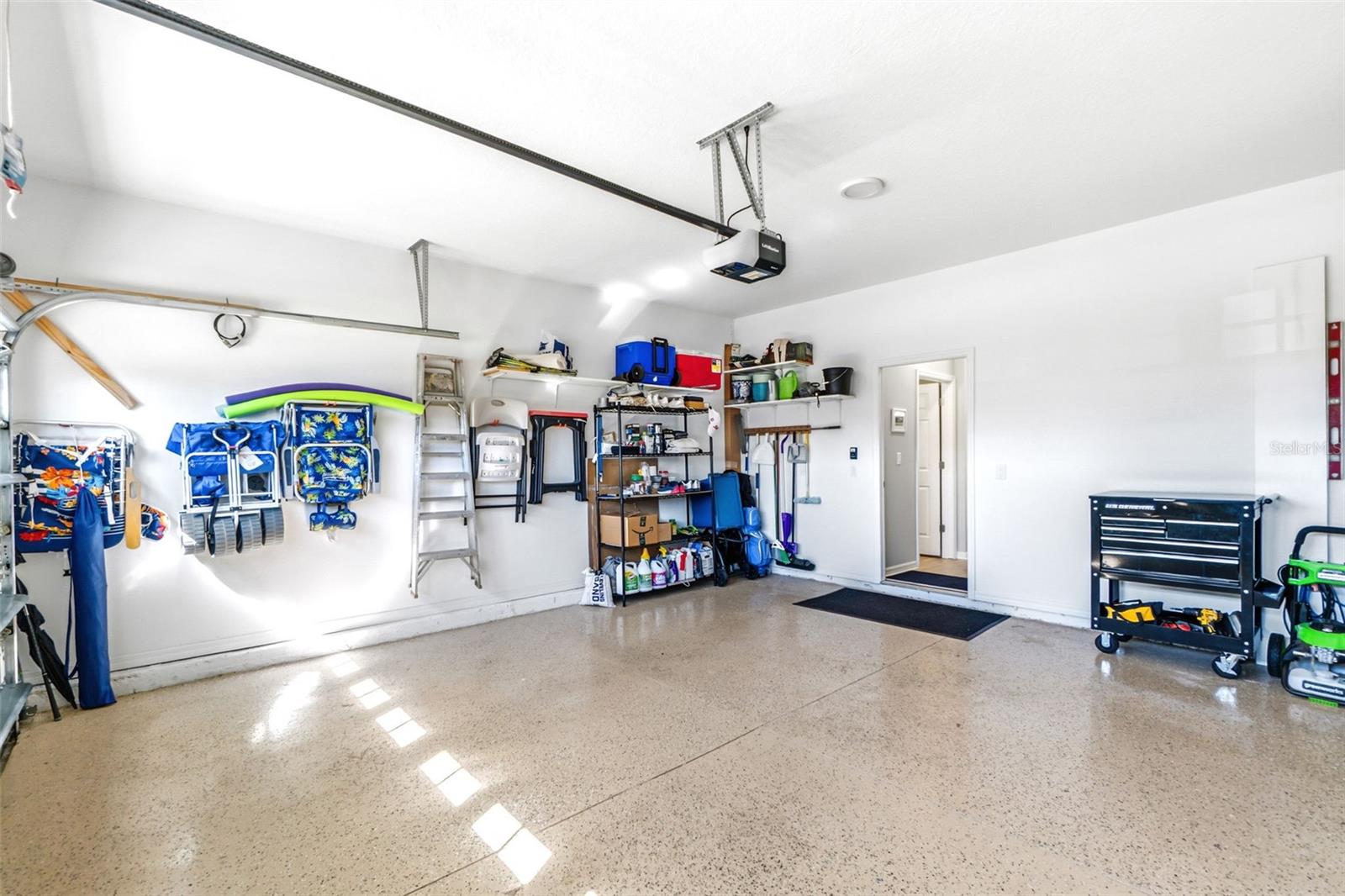 SIENNA PARK TWNHMS/UNIVERSITY - Residential