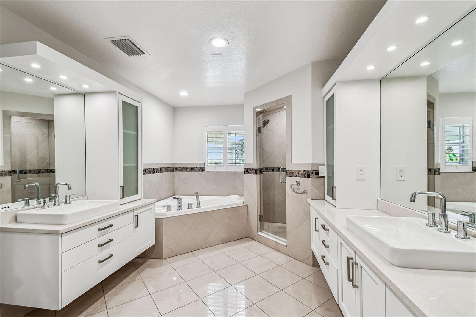 DAVIS ISLANDS - Residential Lease