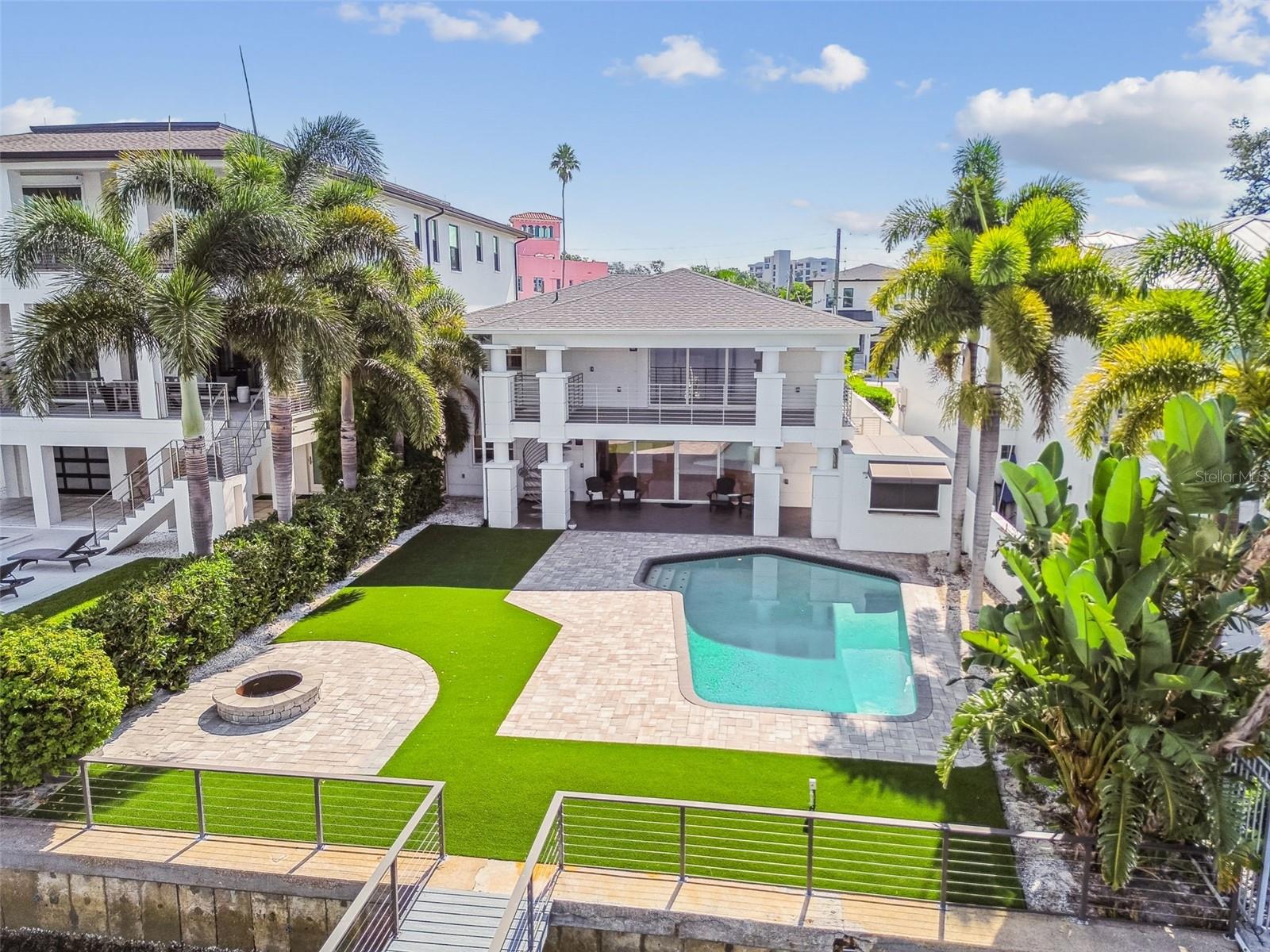 DAVIS ISLANDS - Residential Lease