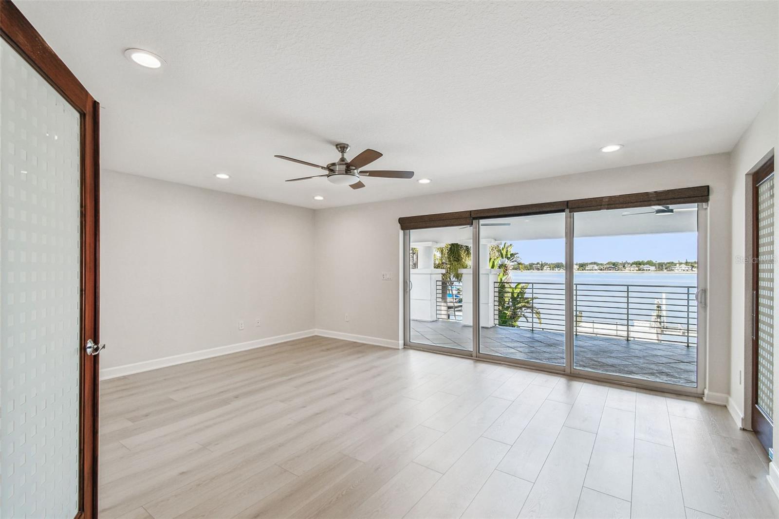 DAVIS ISLANDS - Residential Lease