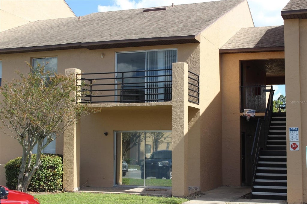 Photo of 5231 Via Hacienda Circle #B218, Orlando, FL 32839 (MLS # O6452297)