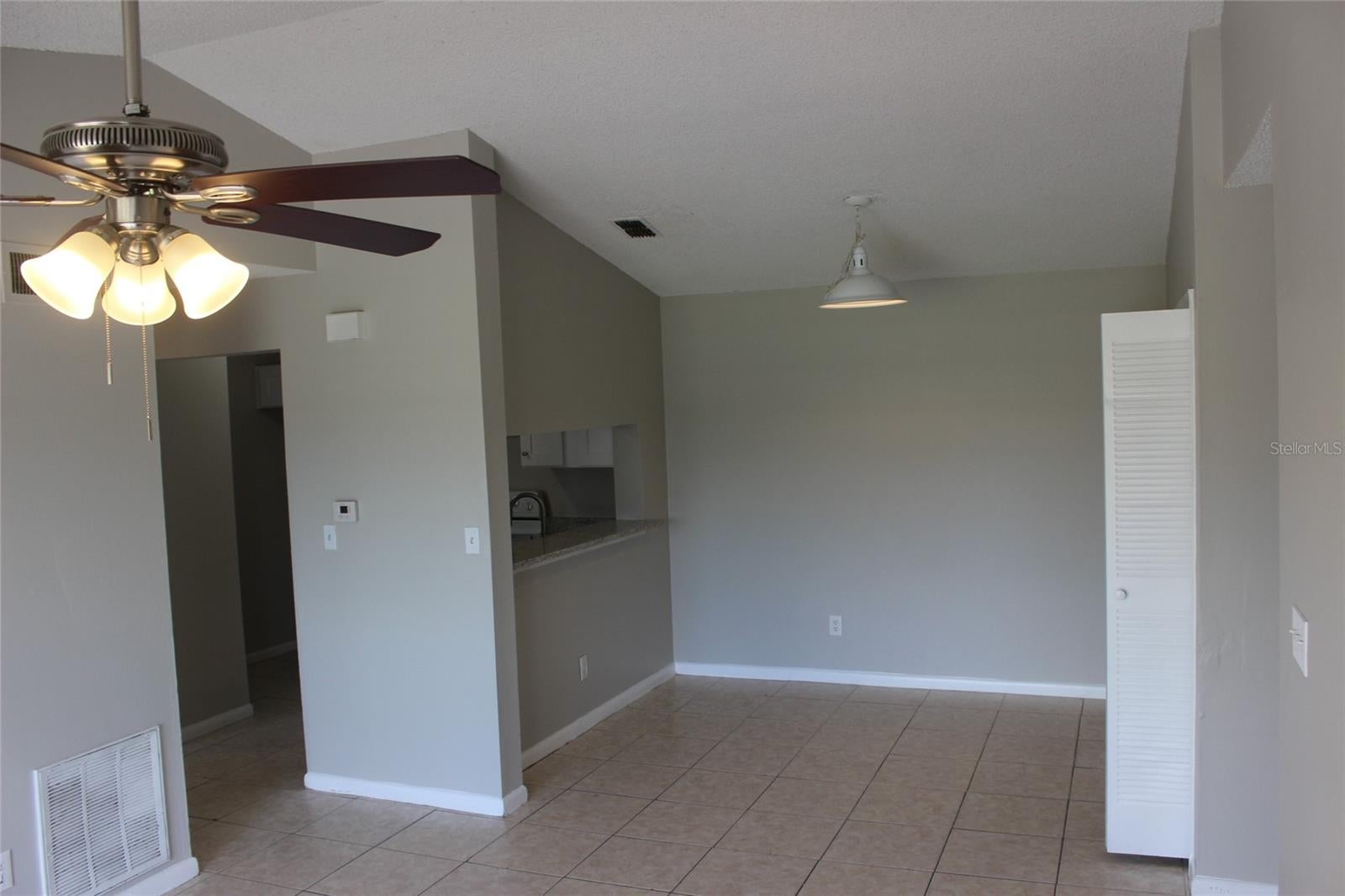 5231 VIA HACIENDA CIRCLE B218
