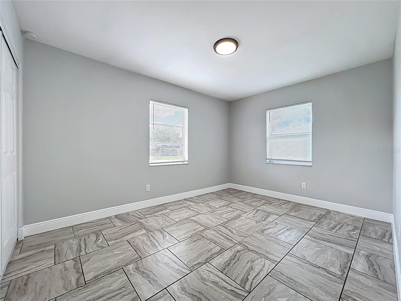 DELTONA LAKES UNIT 03 - Residential