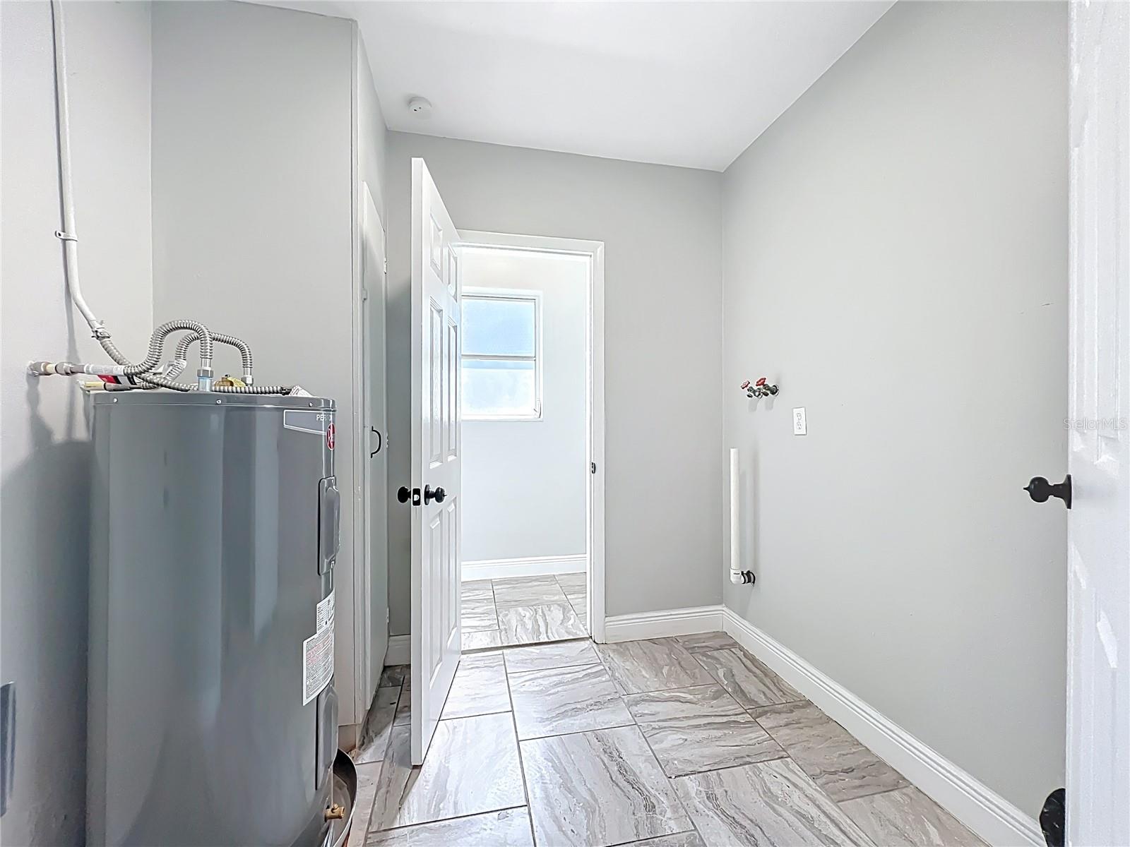 DELTONA LAKES UNIT 03 - Residential