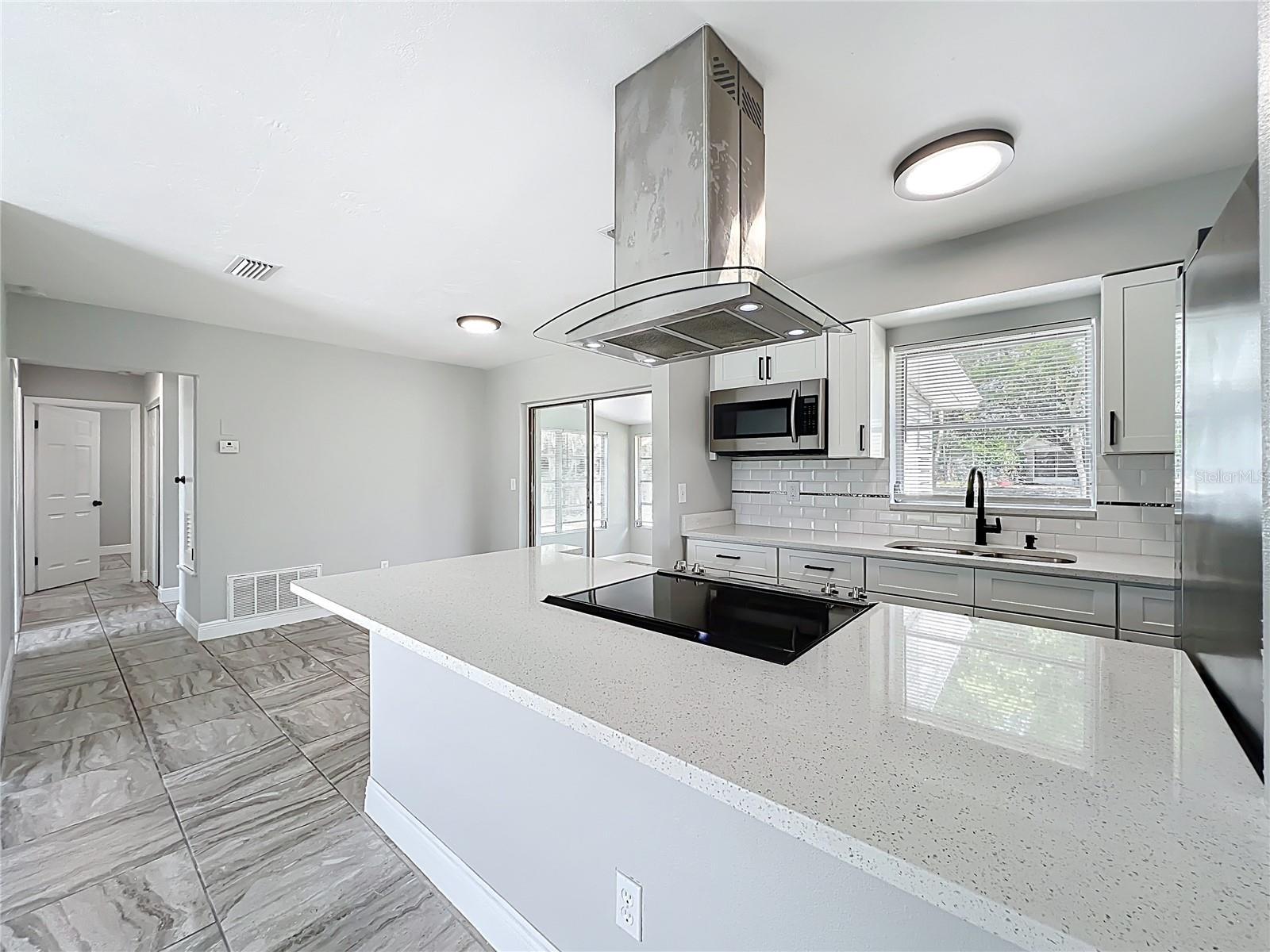 DELTONA LAKES UNIT 03 - Residential