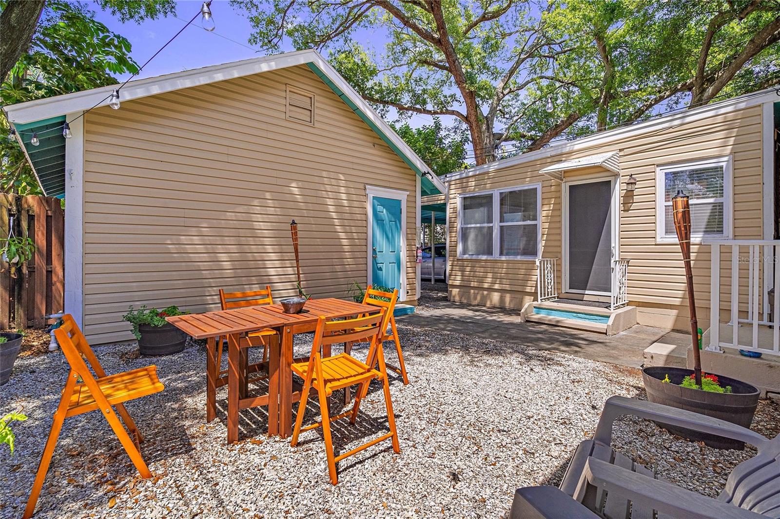 SNELL & HAMLETTS NORTH SHORE ADD - Residential Income