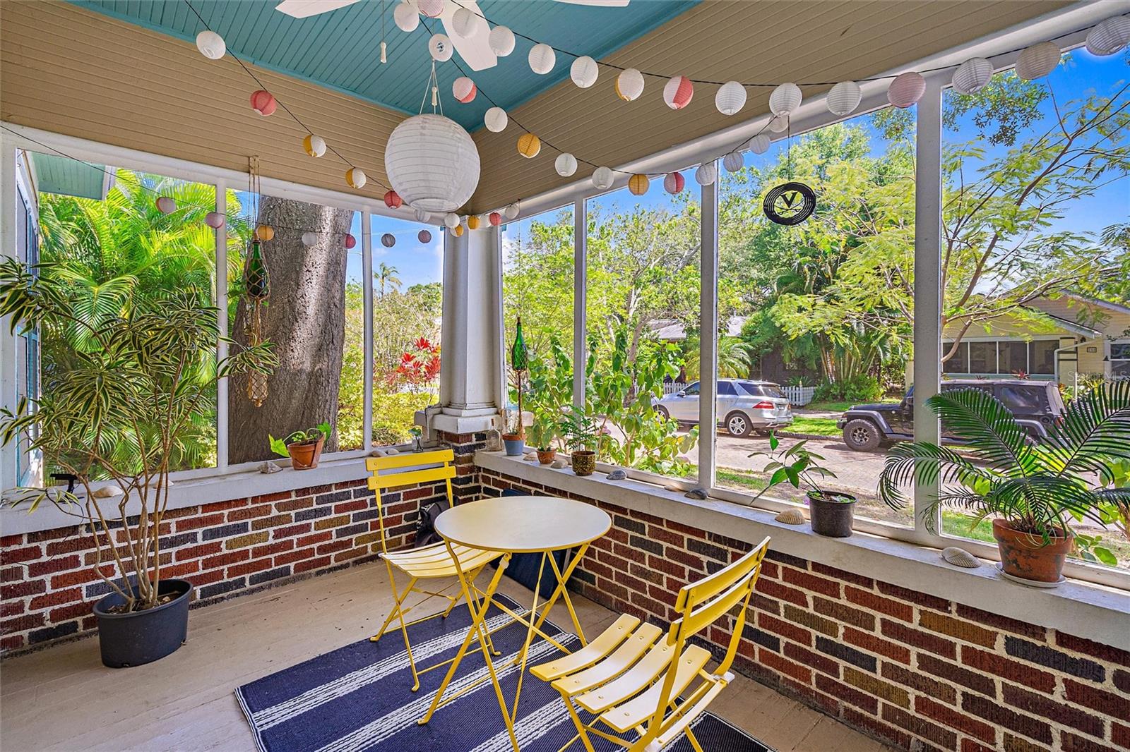 SNELL & HAMLETTS NORTH SHORE ADD - Residential Income