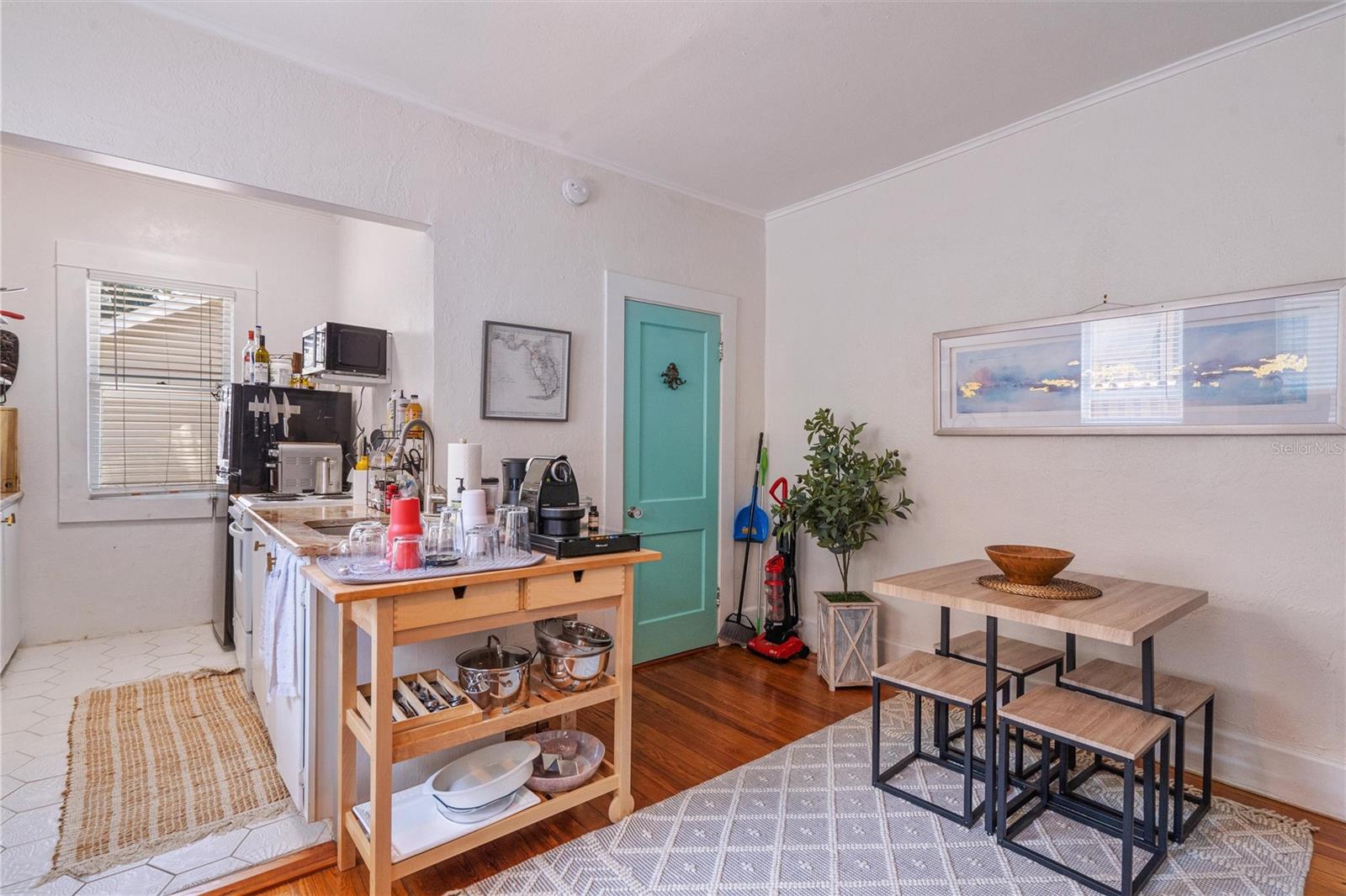 SNELL & HAMLETTS NORTH SHORE ADD - Residential Income