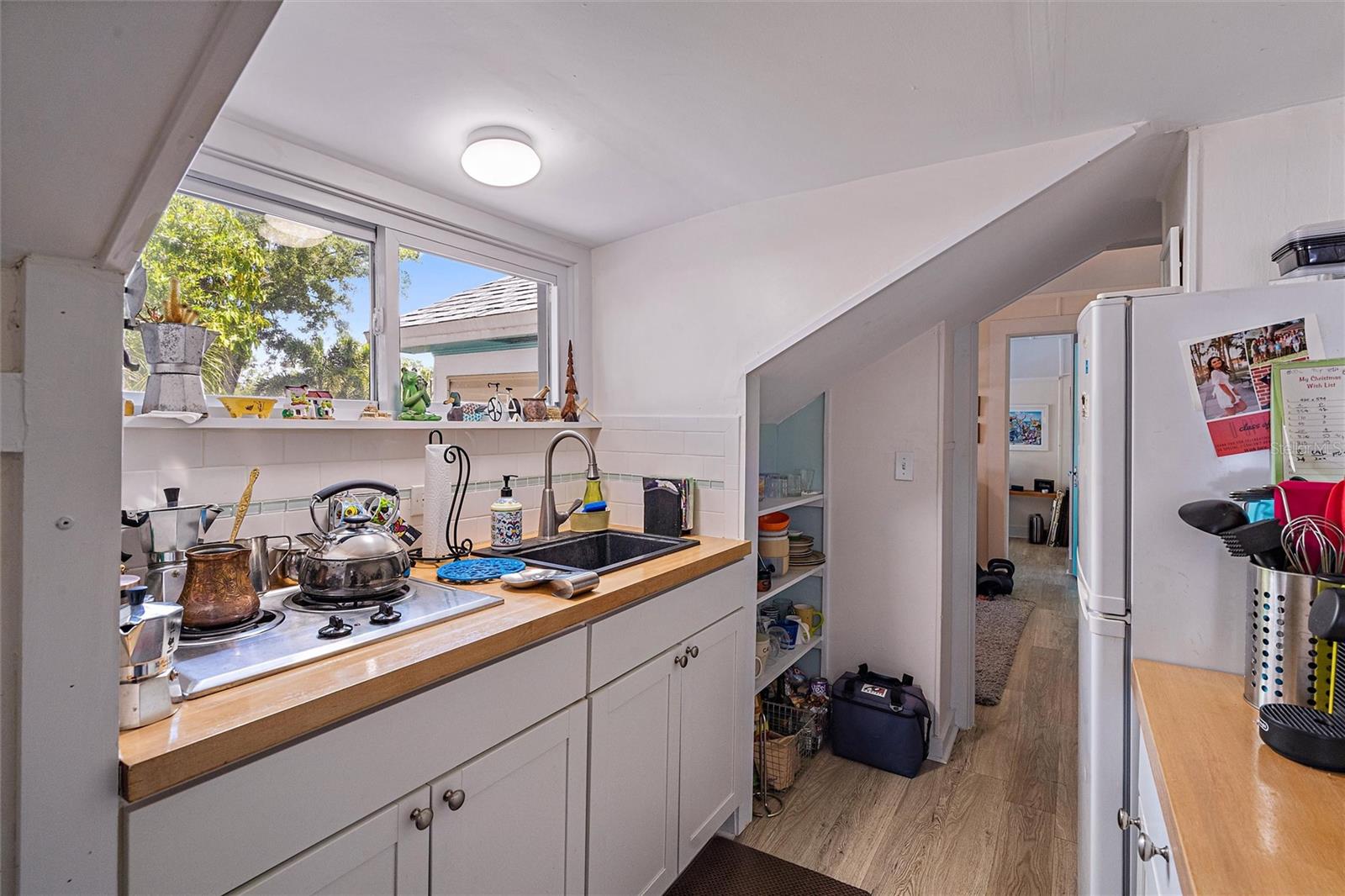 SNELL & HAMLETTS NORTH SHORE ADD - Residential Income