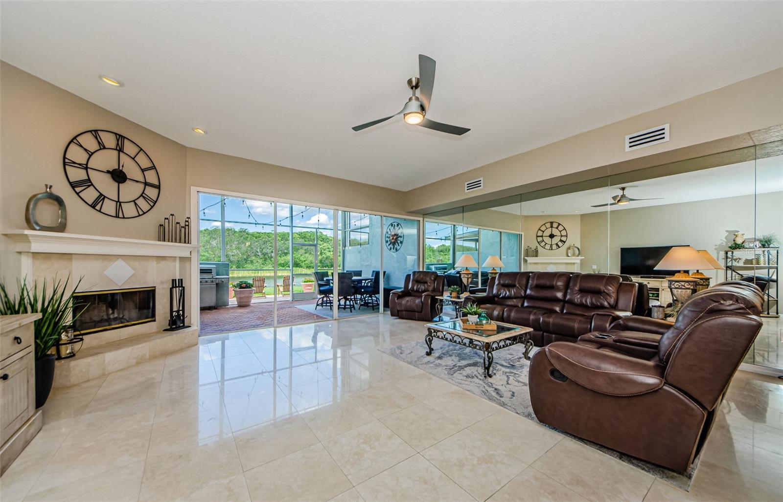 1710 LAGO VISTA BOULEVARD