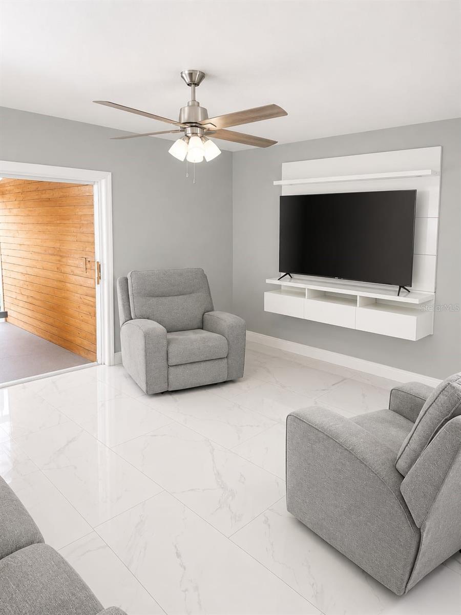 5124 SPRINGWOOD DRIVE
