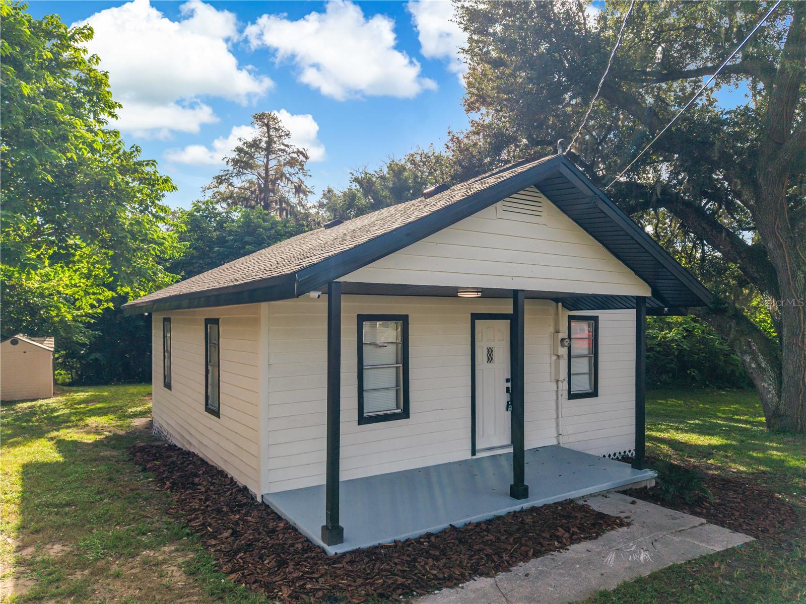 13 N VAN BUREN AVENUE