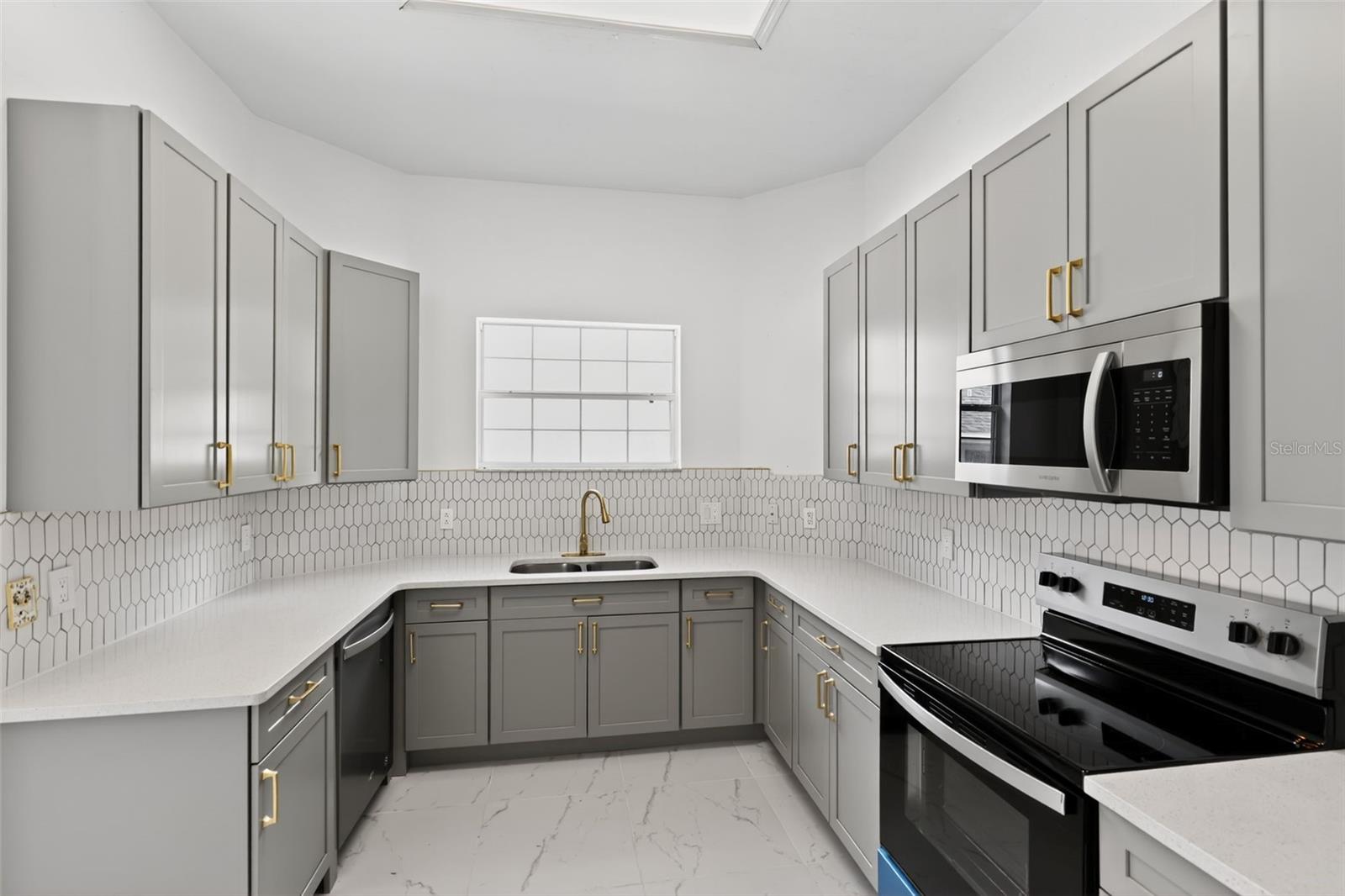 HAILE PLANTATION UNIT 35 PH 4 - Residential