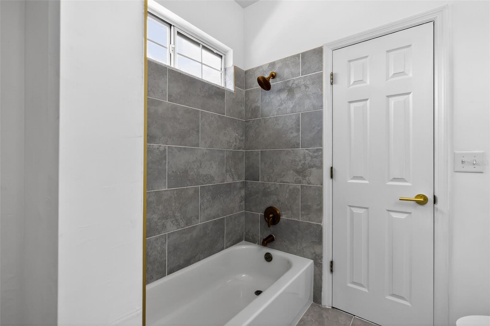 HAILE PLANTATION UNIT 35 PH 4 - Residential