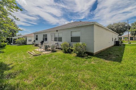 A home in LAKELAND