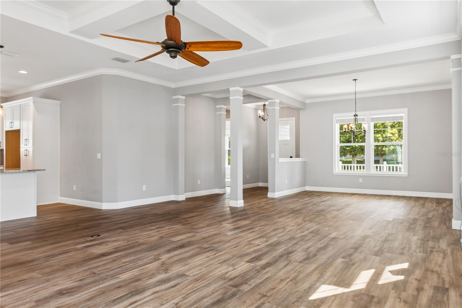 WOODFIELD CROSSING - Residential