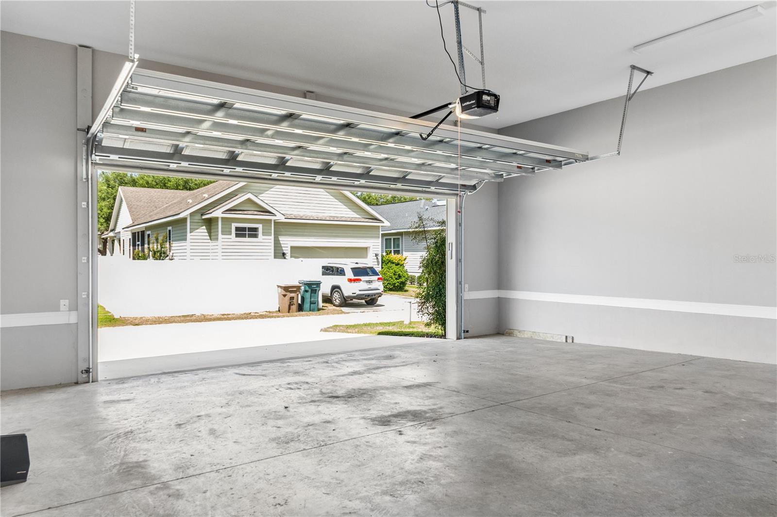 WOODFIELD CROSSING - Residential