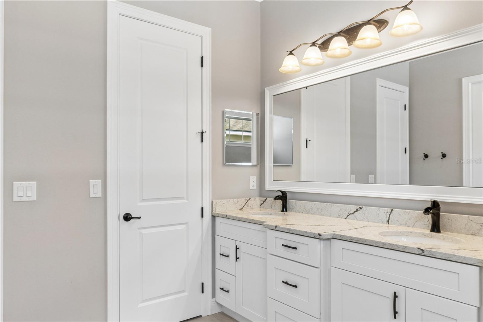 WOODFIELD CROSSING - Residential