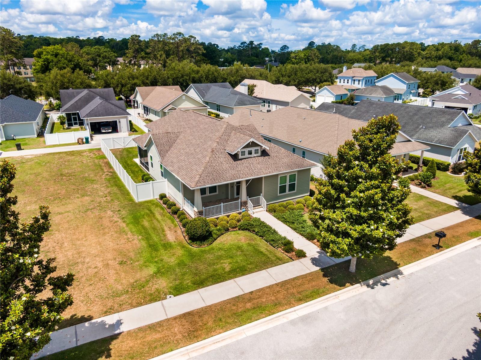 WOODFIELD CROSSING - Residential