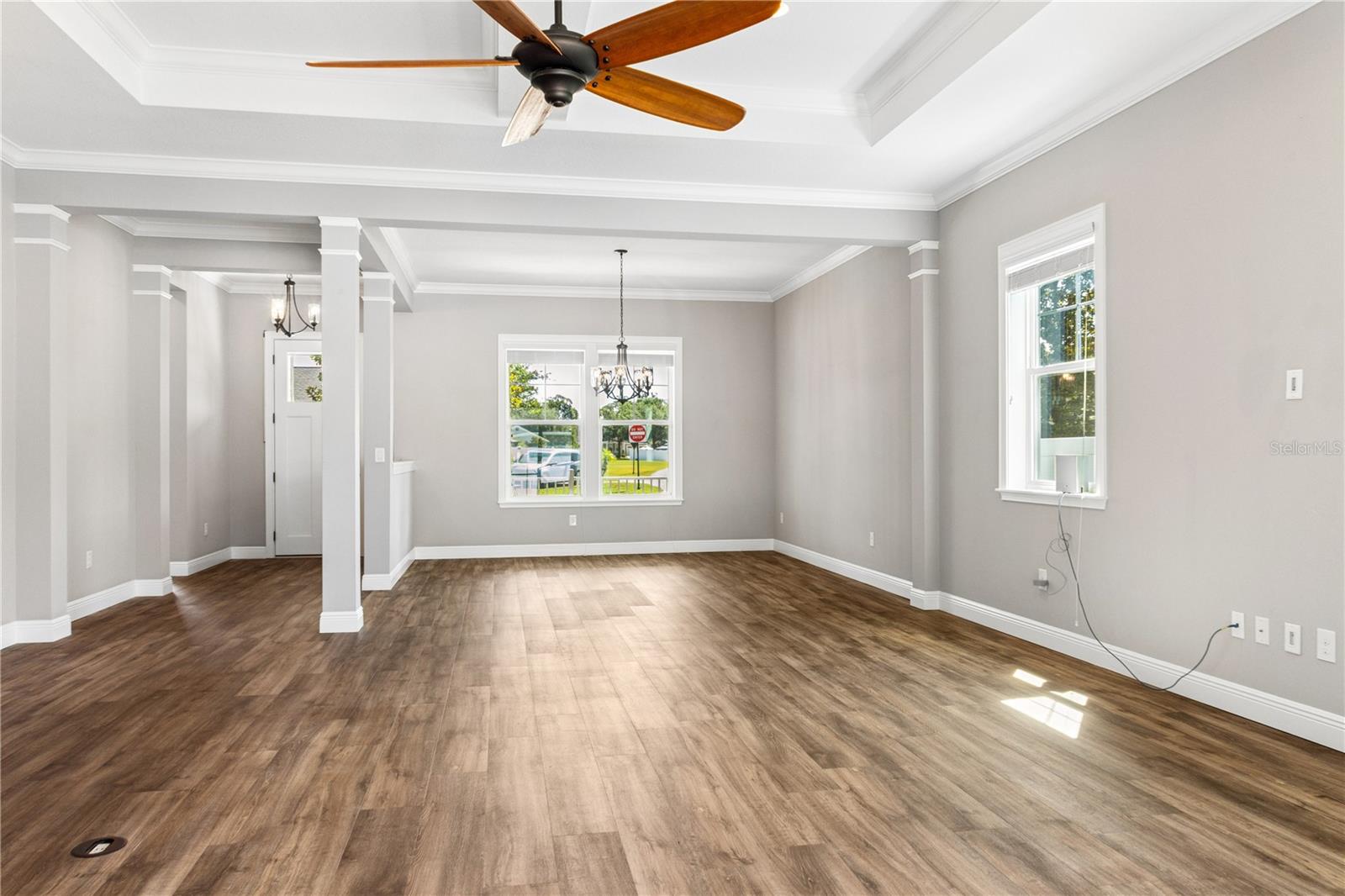 WOODFIELD CROSSING - Residential