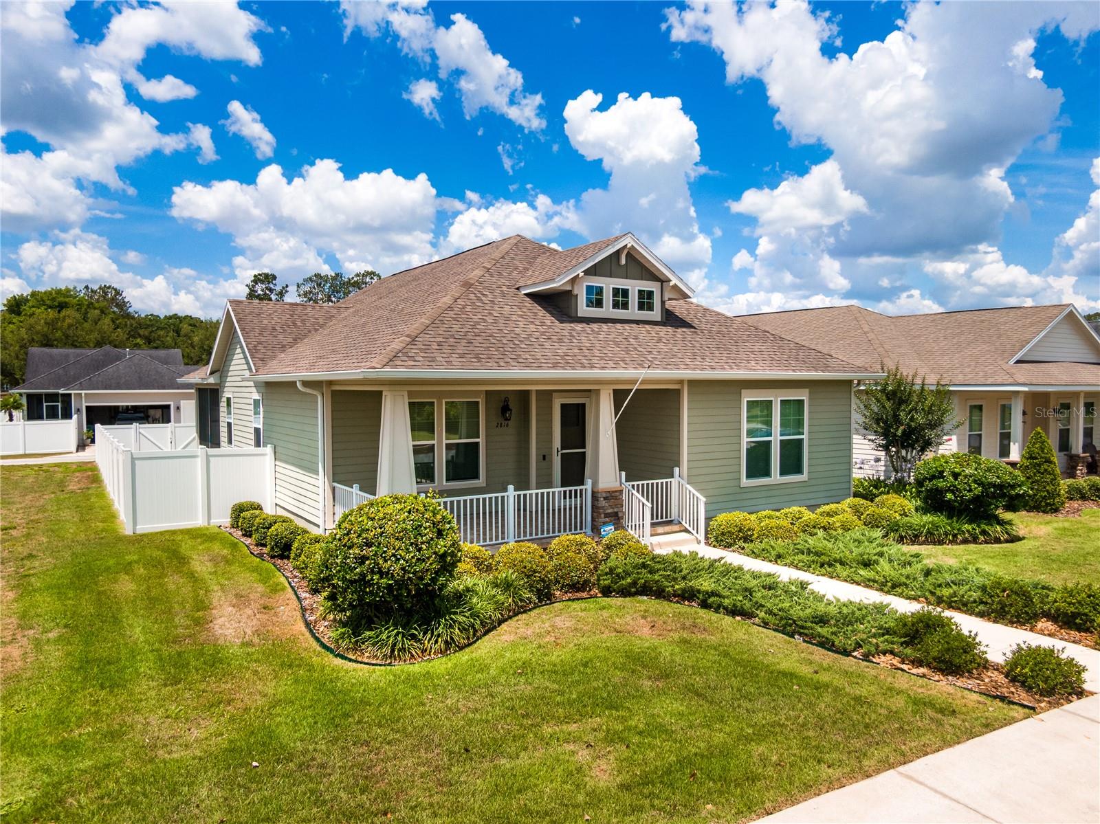 WOODFIELD CROSSING - Residential