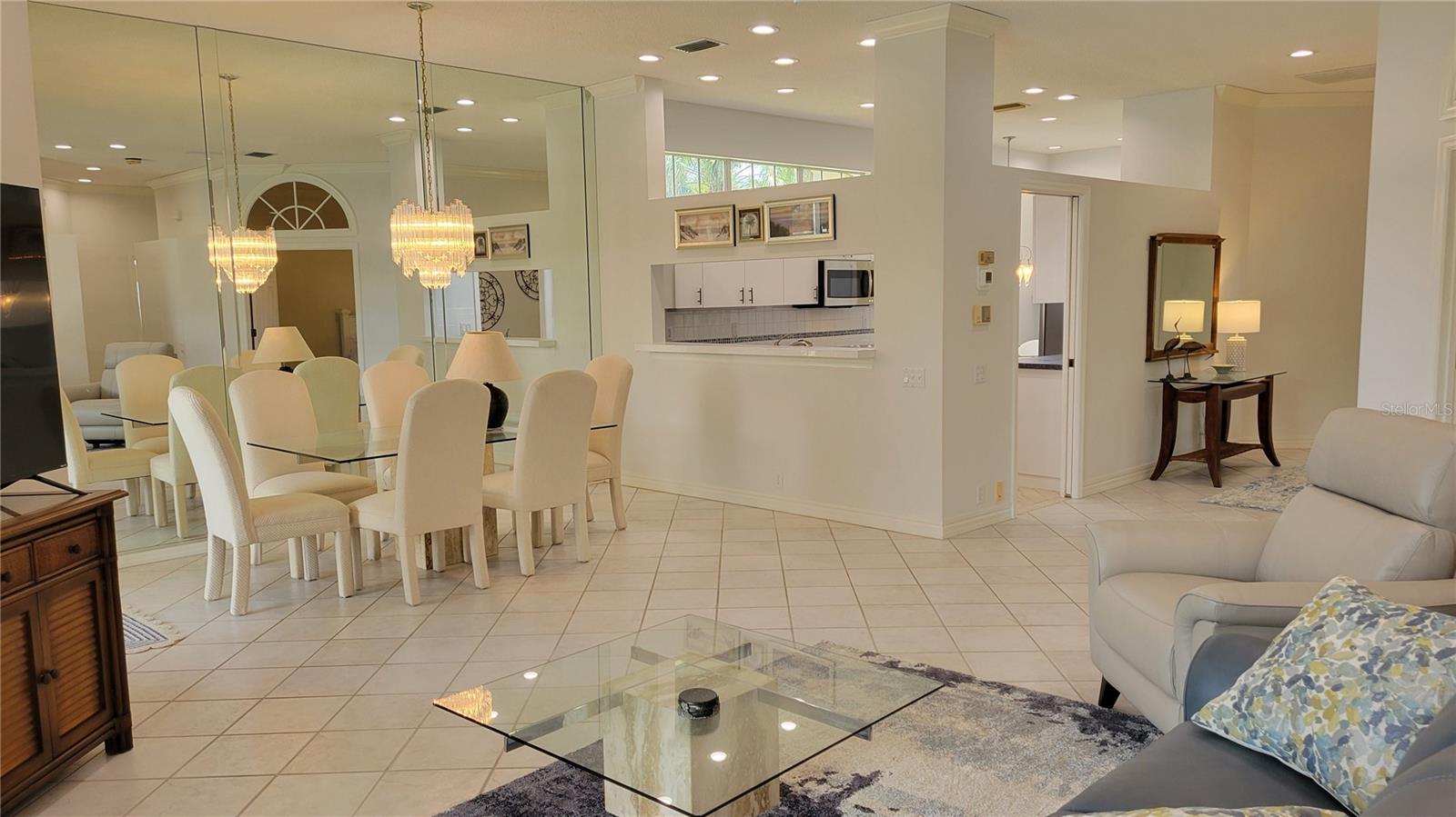 FAIRWAY LAKES AT PALM AIRE - Residential Lease