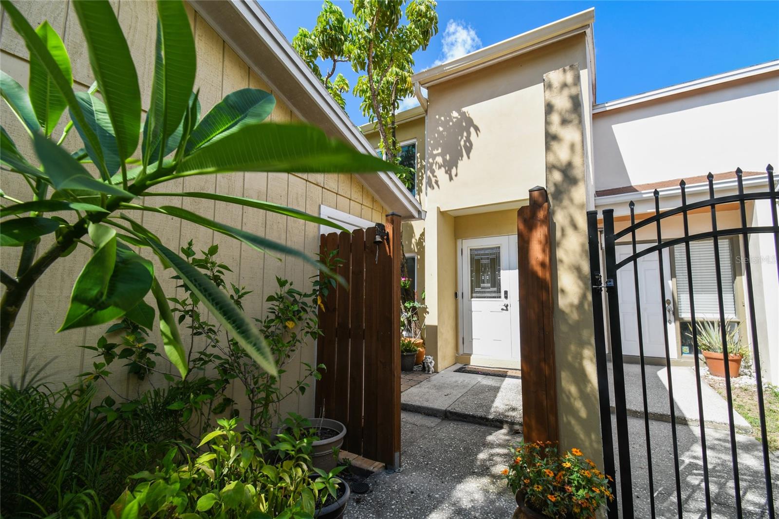 97 DAVIS BOULEVARD E B