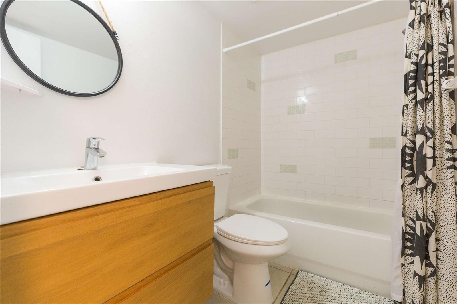 BAYSHORE LANDINGS A CONDOMINIU - Residential