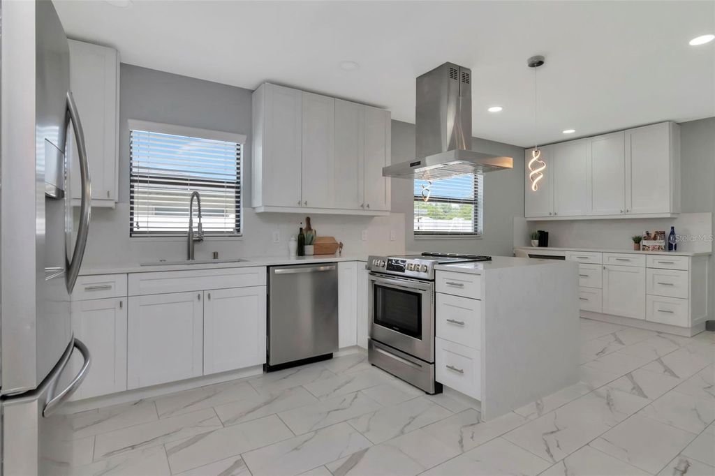 Photo of 1713 W Saint Isabel Street, Tampa, FL 33607 (MLS # TB8510576)