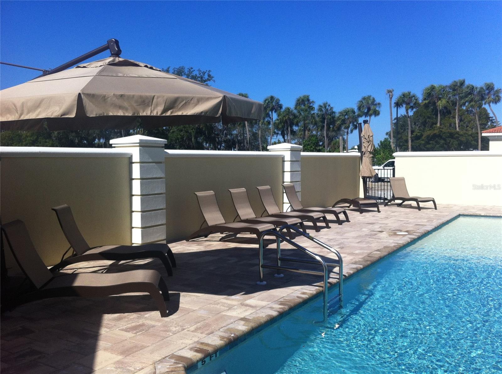 THE PALMS AT RIVIERA DUNES PH I - Residential Lease