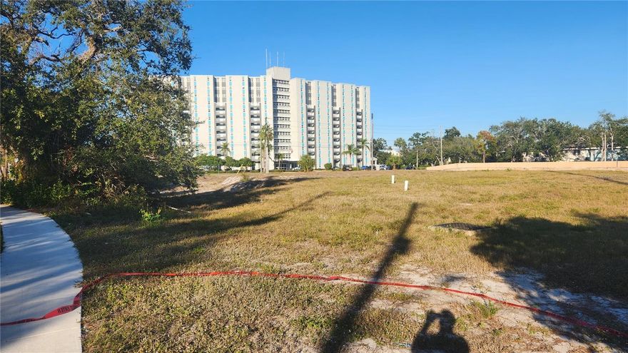 1.61 Acres Close to downtown Clearwater vacant site for possible 48 apartments with preliminary site plan designed for new 5-story building above garage parking 10-unit first 4-floors and 8-unit on 5th floor and Roof Top total of 114 parking spaces.  Other choices for development are 32 Townhomes or 112 Bed assisted living facility with an expired Development Order.