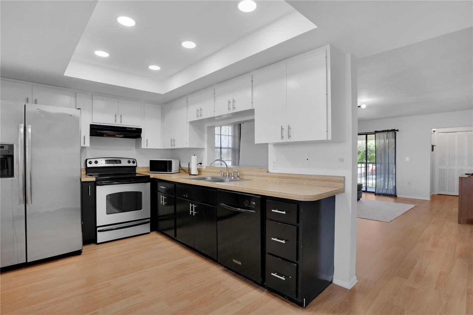 VILLAGE OF BAYSHORE GARDENS - Residential Lease