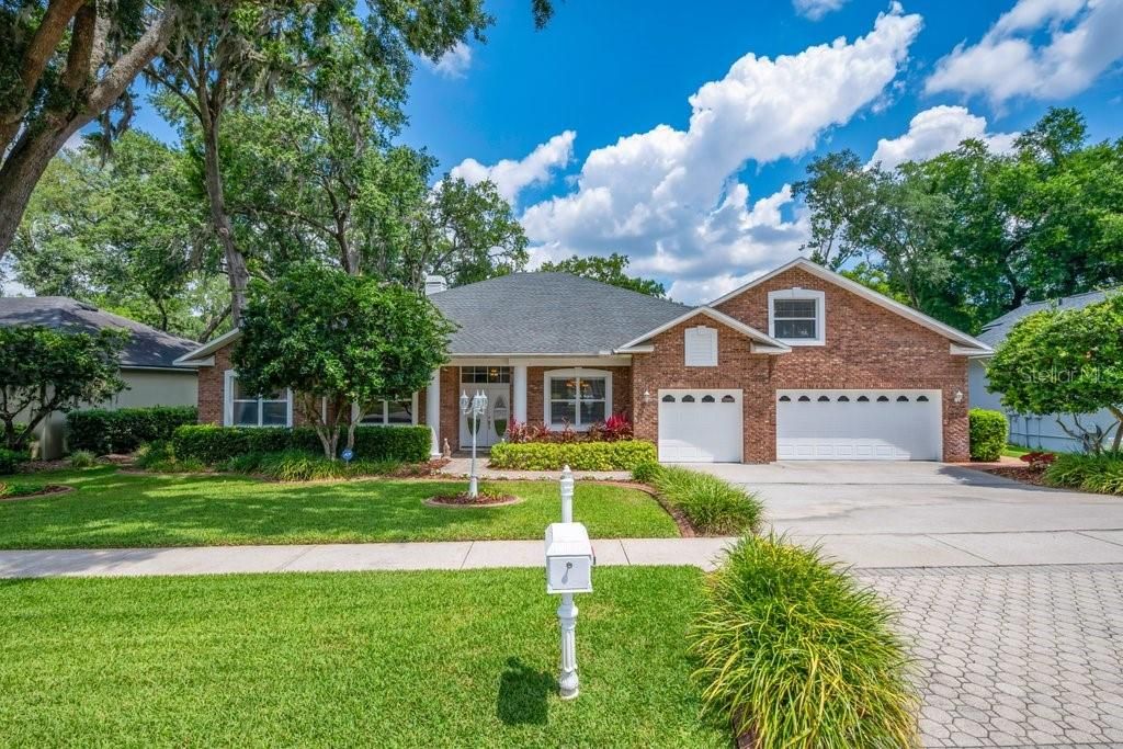 Photo of 2221 Valrico Forest Drive, Valrico, FL 33594 (MLS # TB8502851)