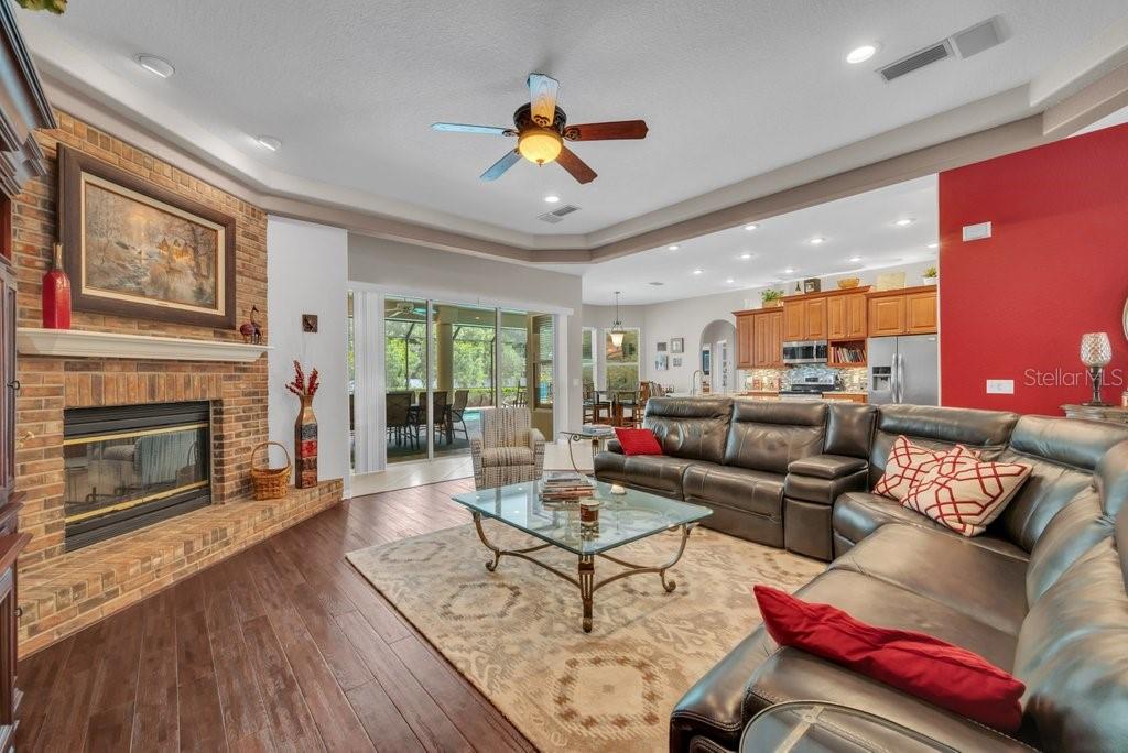 2221 VALRICO FOREST DRIVE