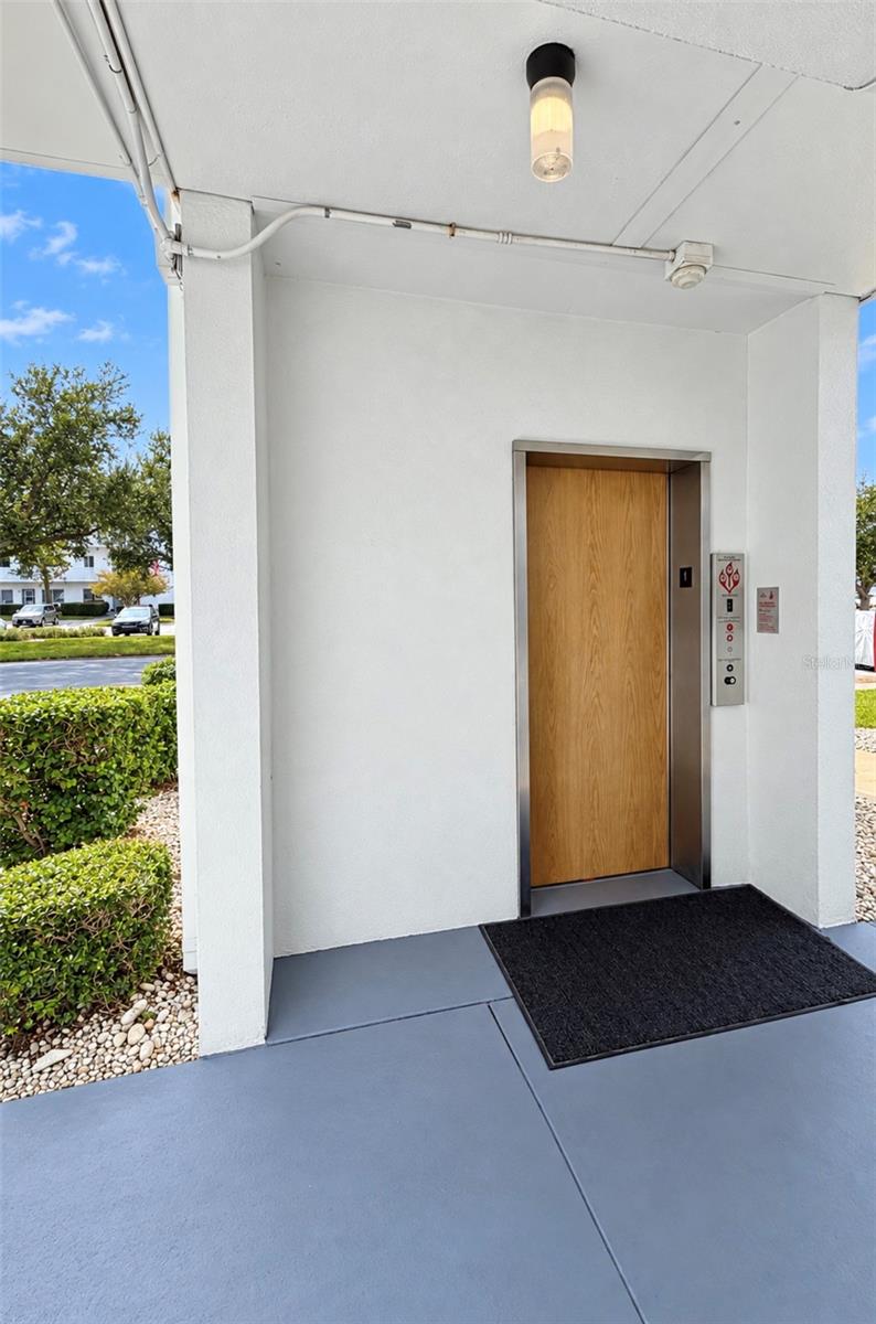 8075 112TH STREET 302
