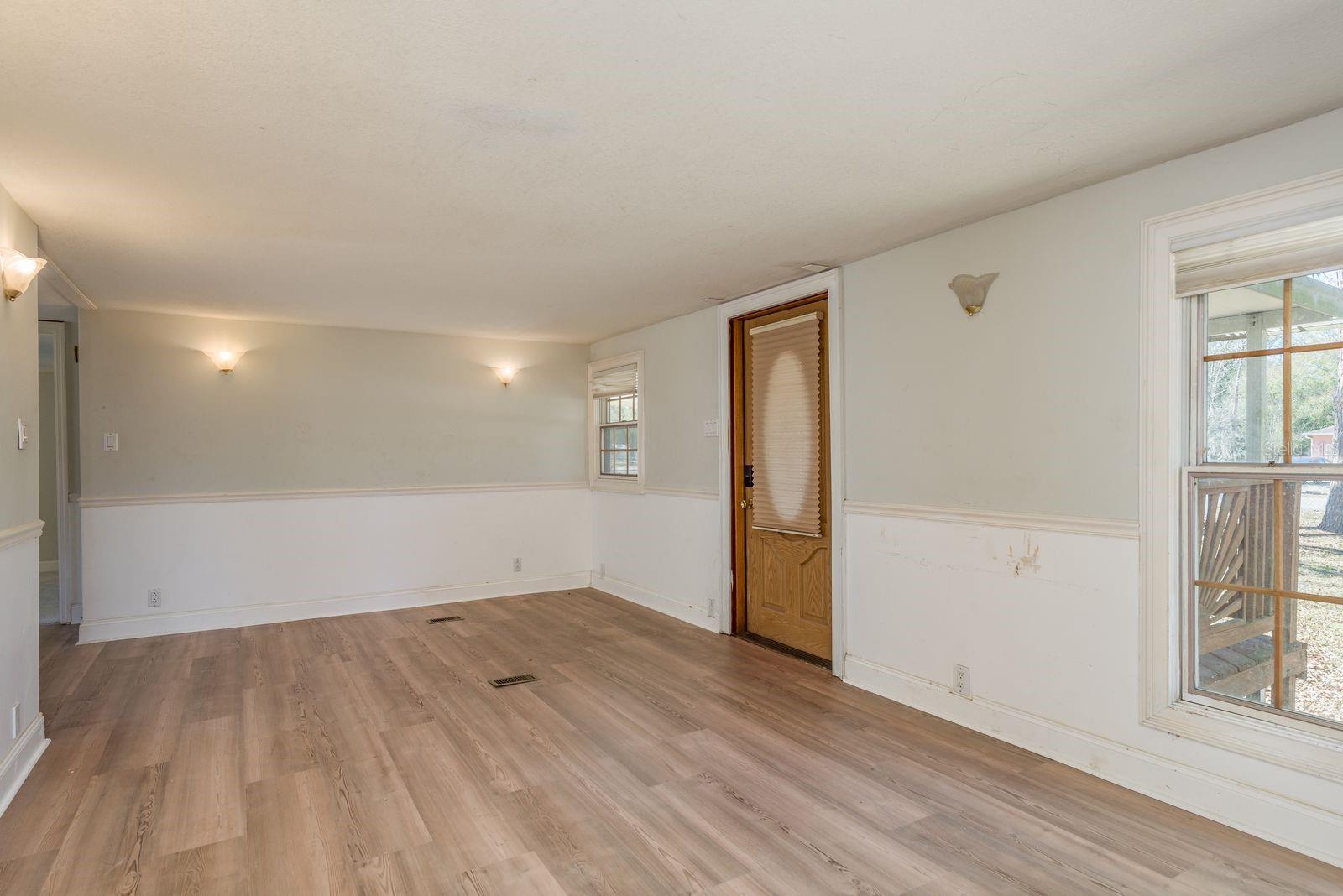 ANGUS VALLEY - Residential