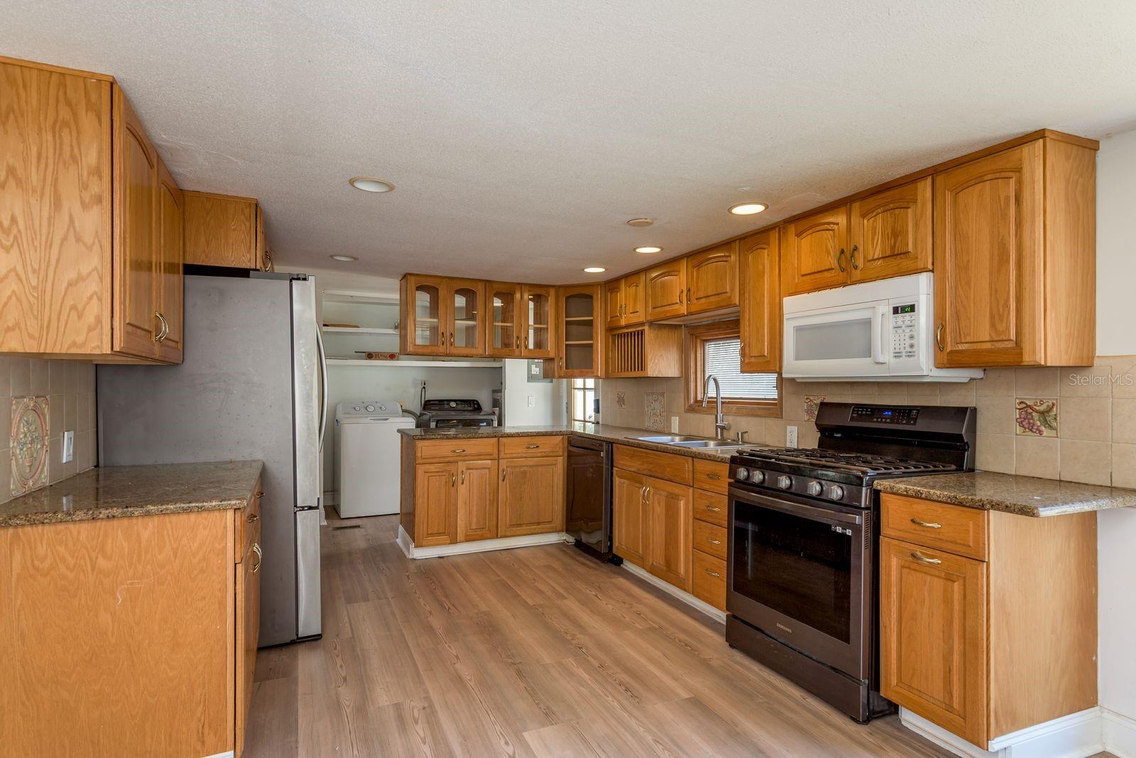 ANGUS VALLEY - Residential