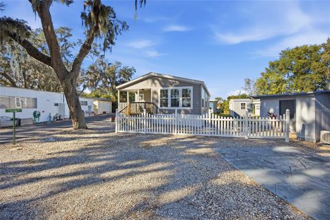 Photo of 3896 Picciola Road #532, Fruitland Park, FL 34731 (MLS # G5104637)