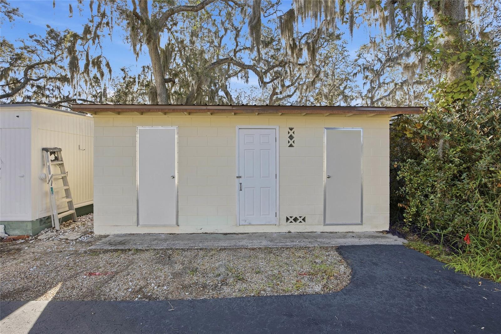 GRIFFWOOD CO-OP - Residential