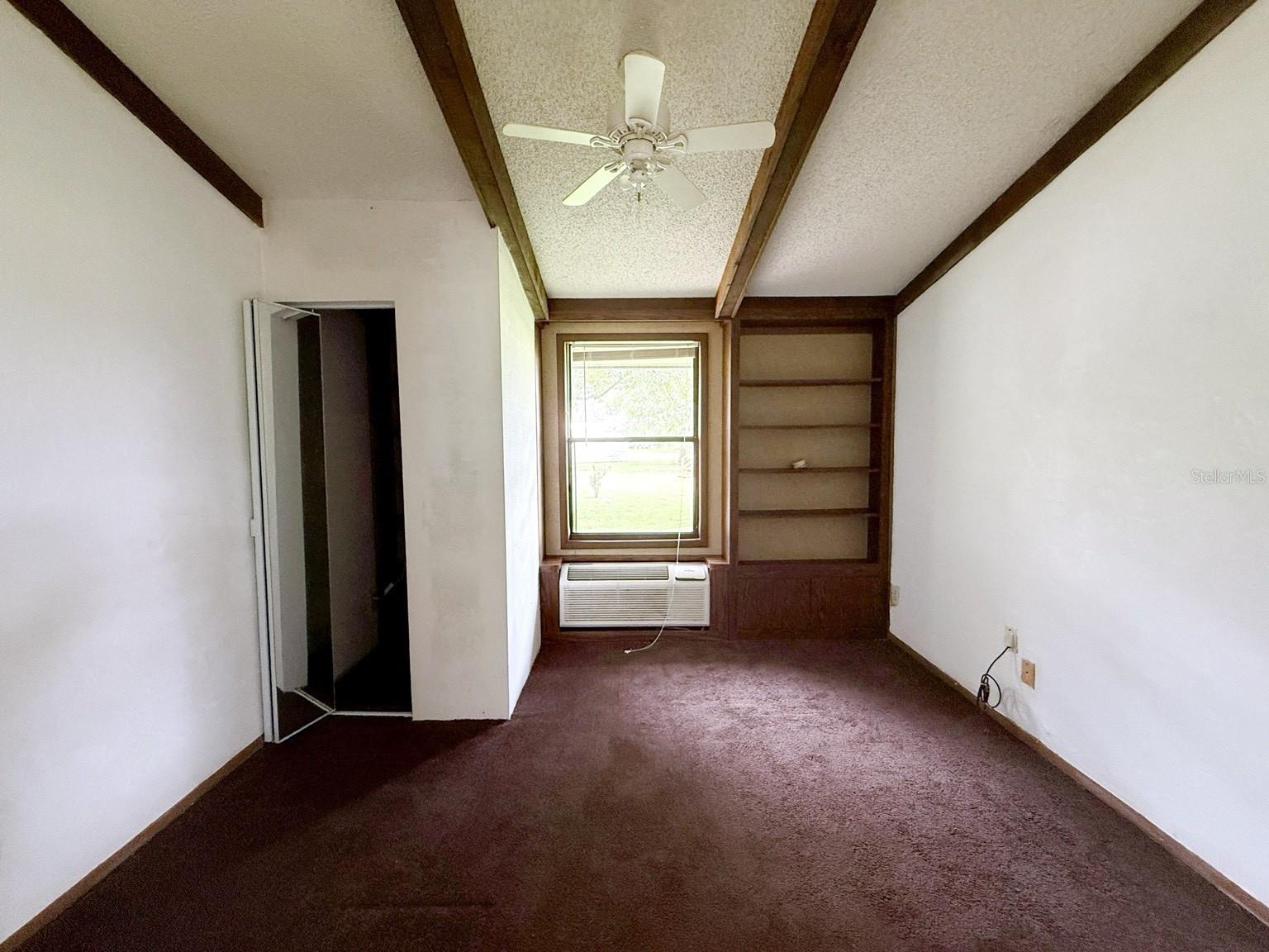 RIDGE MANOR FARMS - Residential