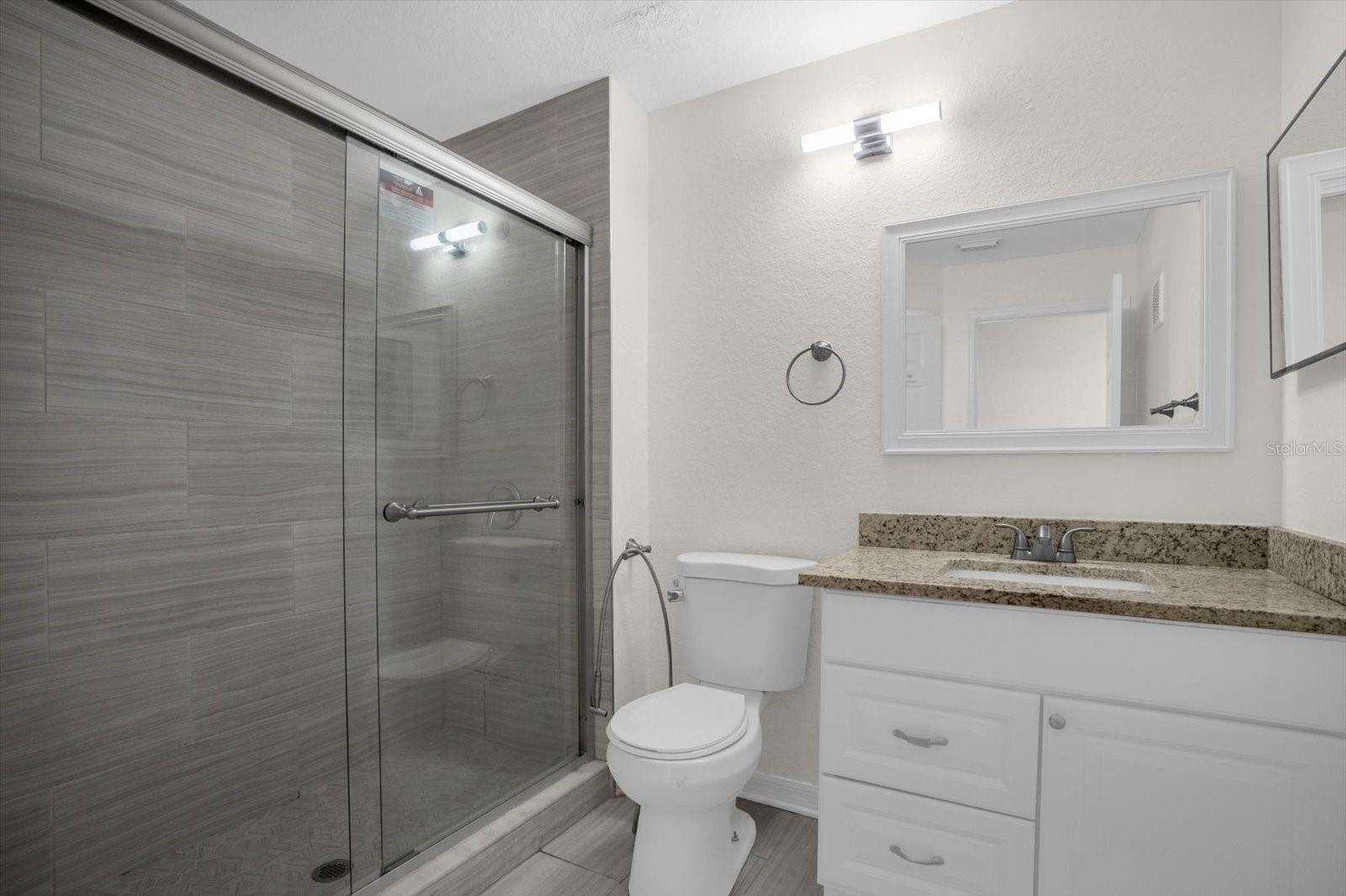 SAND LAKE PRIVATE RESIDENCES BLD - Residential